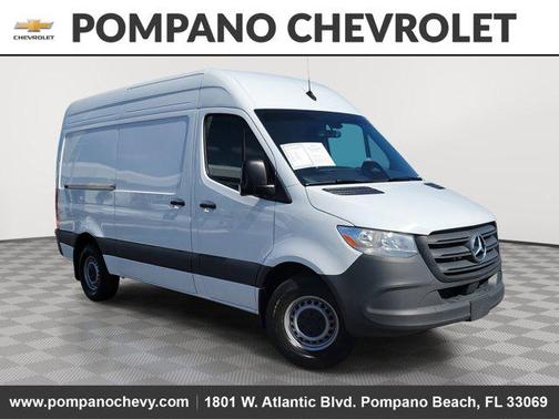 2025 Mercedes-Benz Sprinter 2500 Standard Roof