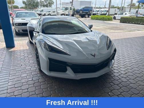 Ceramic Matrix Gray Metallic 2023 Chevrolet Corvette Z06