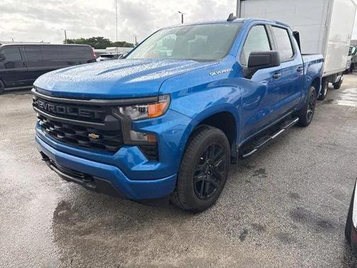 2023 Chevrolet Silverado 1500 Custom