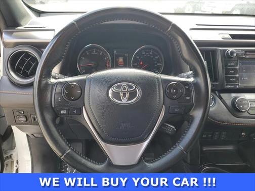 2018 Toyota RAV4 SE