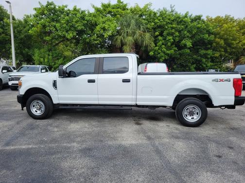 2022 Ford F-250 XL