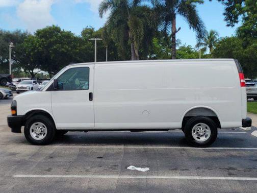 Summit White 2025 Chevrolet Express 2500 Work Van