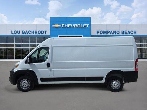 Bright White Clearcoat 2025 RAM ProMaster 2500 Tradesman
