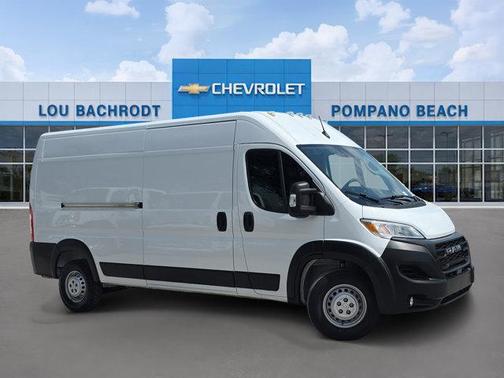 Bright White Clearcoat 2025 RAM ProMaster 2500 Tradesman