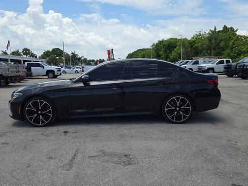 Black Sapphire Metallic 2023 BMW 530 i