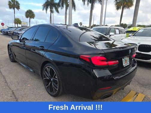Black Sapphire Metallic 2023 BMW 530 i