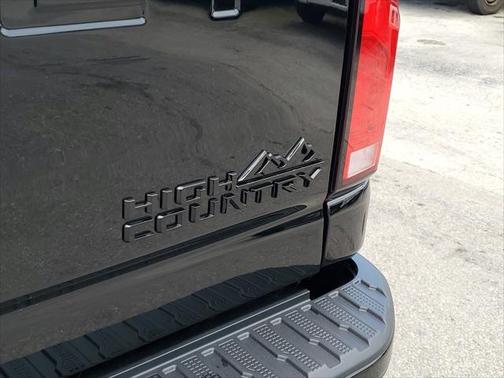 2024 Chevrolet Silverado 2500 High Country