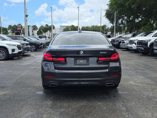 Dark Graphite Metallic 2023 BMW 540 i