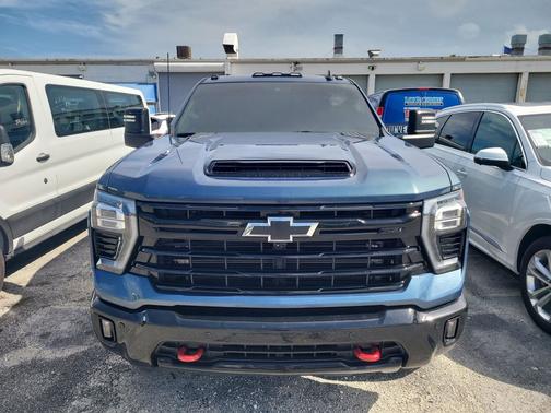 Lakeshore Blue Metallic 2025 Chevrolet Silverado 2500 LT