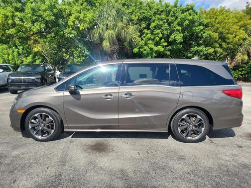 2022 Honda Odyssey Elite