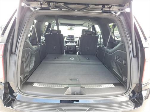 2021 Chevrolet Suburban 4WD Z71