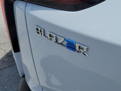 2025 Chevrolet Blazer EV eAWD LT