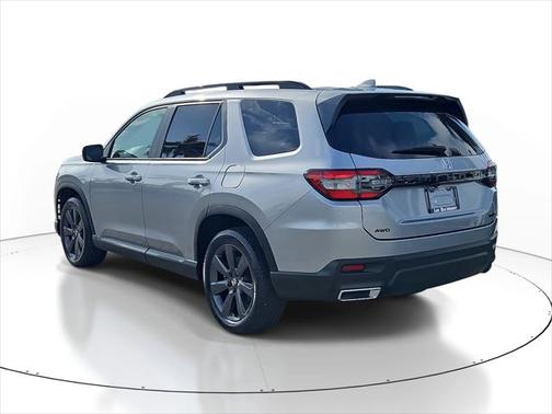 2023 Honda Pilot AWD Sport