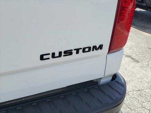 2025 Chevrolet Silverado 2500 Custom