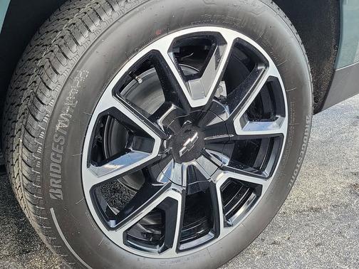 2026 Chevrolet Tahoe 2WD RST