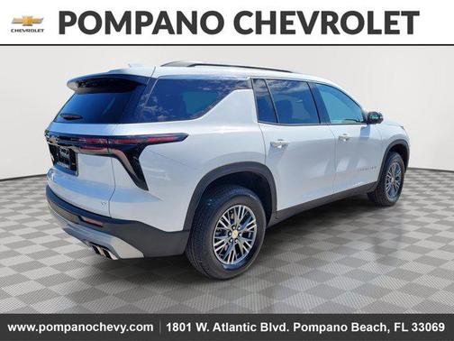 2024 Chevrolet Traverse LT