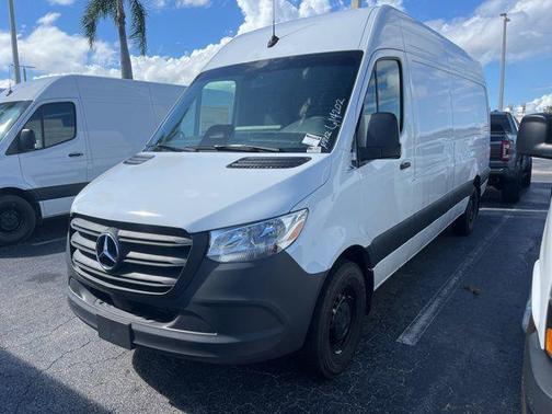 2025 Mercedes-Benz Sprinter 2500 High Roof