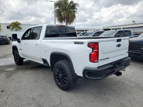 2025 Chevrolet Silverado 3500 LTZ
