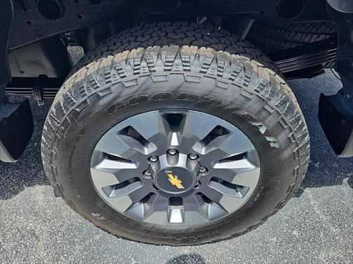 2025 Chevrolet Silverado 2500 Custom