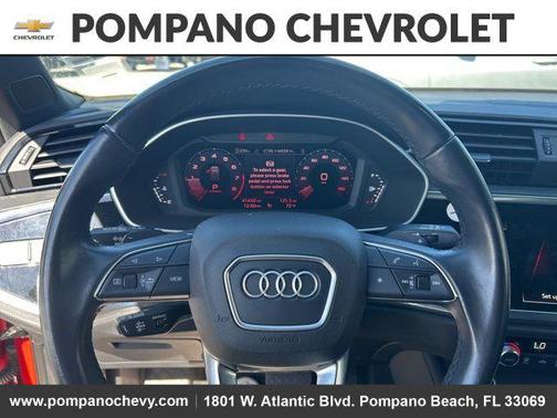 2024 Audi Q3 Premium 45 TFSI S line quattro Tiptronic