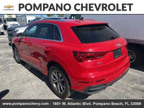 2024 Audi Q3 Premium 45 TFSI S line quattro Tiptronic