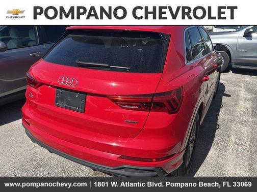 2024 Audi Q3 Premium 45 TFSI S line quattro Tiptronic