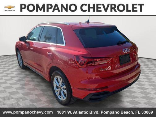 2024 Audi Q3 Premium 45 TFSI S line quattro Tiptronic