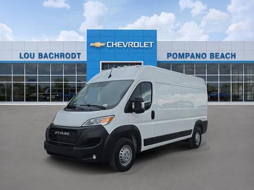 Bright White Clearcoat 2024 RAM ProMaster 2500 Tradesman