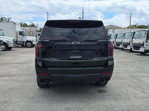 Black 2025 Chevrolet Suburban 4WD Z71