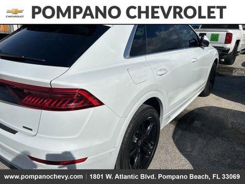 2022 Audi Q8 55 Premium