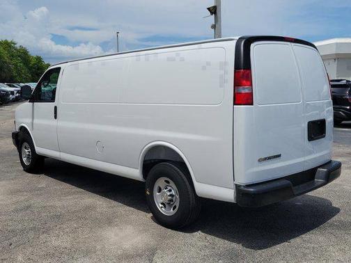 Summit White 2025 Chevrolet Express 2500 Work Van