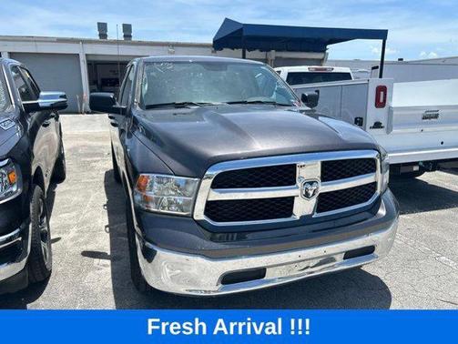 Granite Crystal Metallic Clearcoat 2024 RAM 1500 Classic SLT