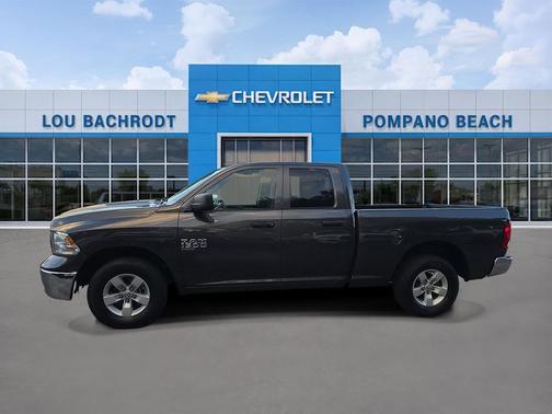 Granite Crystal Metallic Clearcoat 2024 RAM 1500 Classic SLT