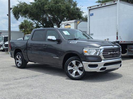 Granite Crystal Metallic Clearcoat 2024 RAM 1500 Laramie