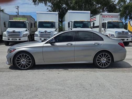 10.25' Center Display 2019 Mercedes-Benz C-Class C 300