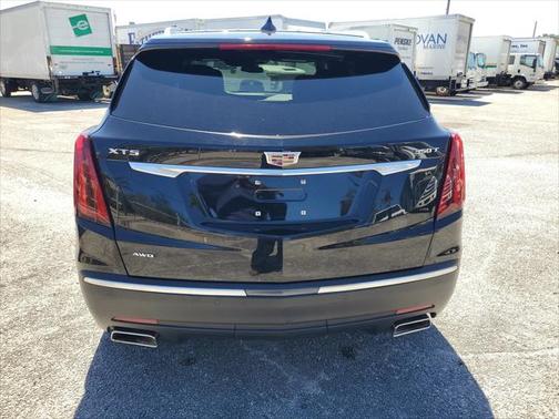 2023 Cadillac XT5 Luxury