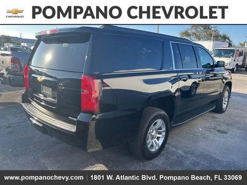 2017 Chevrolet Suburban LT