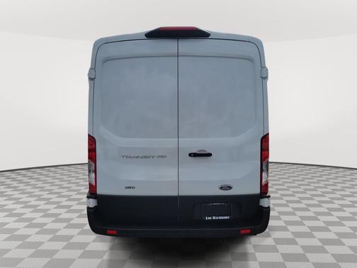 2022 Ford Transit-250 Base