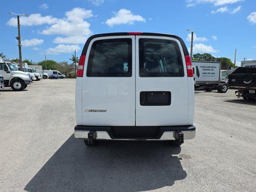 Summit White 2024 Chevrolet Express 2500 RWD 2500 Regular Wheelbase WT