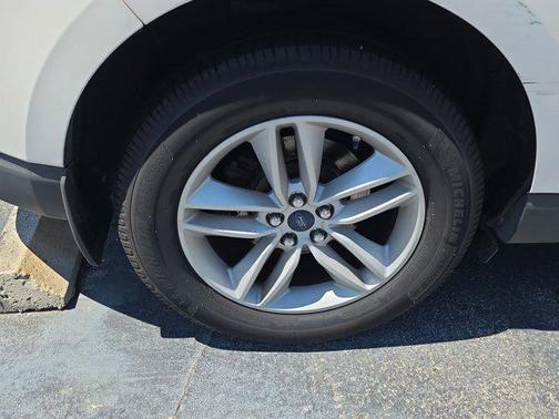 WHITE PLATINUM MET TRI-COAT 2017 Ford Edge SEL