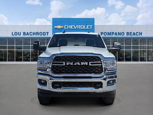 2024 RAM 2500 Big Horn Crew Cab 4x4 8' Box