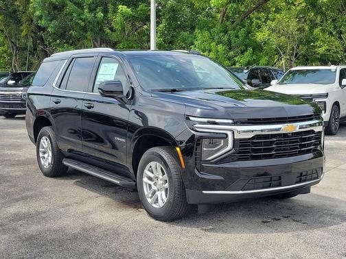 2025 Chevrolet Tahoe LS