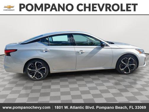 2024 Nissan Altima SR FWD