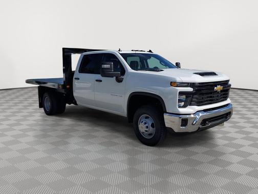 2025 Chevrolet Silverado 3500 WT