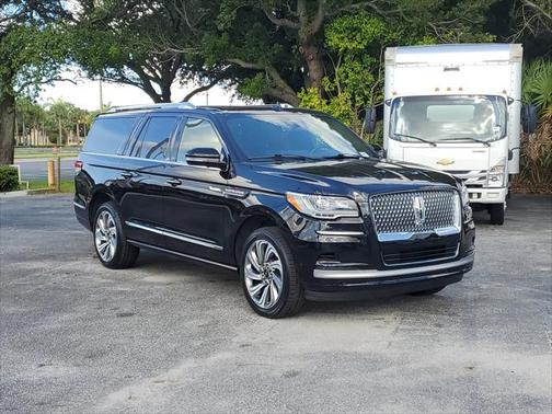 2023 Lincoln Navigator Reserve