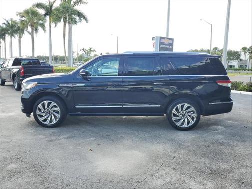 2023 Lincoln Navigator Reserve