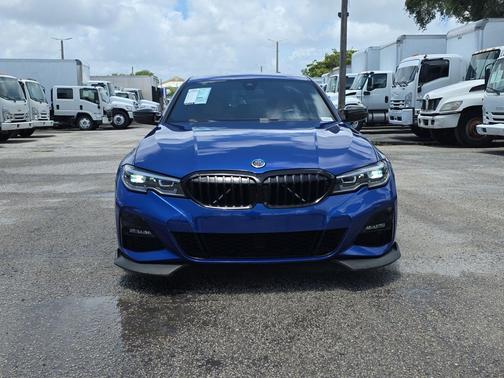 Portimao Blue Metallic 2021 BMW 330 330i