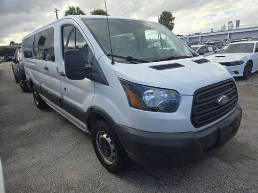 Oxford White 2018 Ford Transit-350 XL
