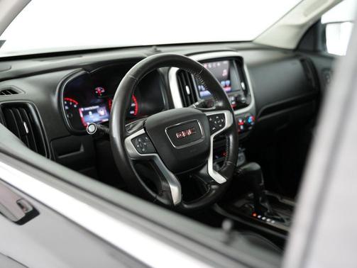 Onyx Black 2016 GMC Canyon SLT