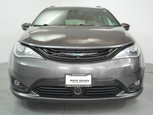 2019 Chrysler Pacifica Hybrid Limited